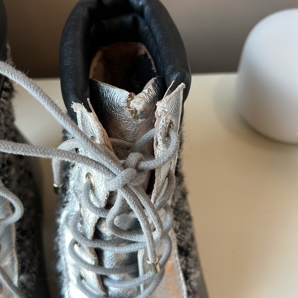 Sam Edelman Caldwell Waterproof Rain
Snow Duck Boots Silver Gray Tweed size 8 - Picture 10 of 13